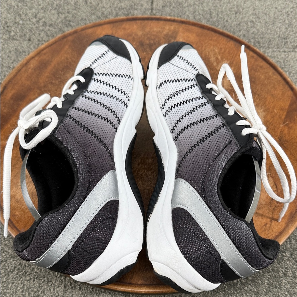 Vionic Women's Gray, Black & White Casual Sneakers - Picture 8 of 15